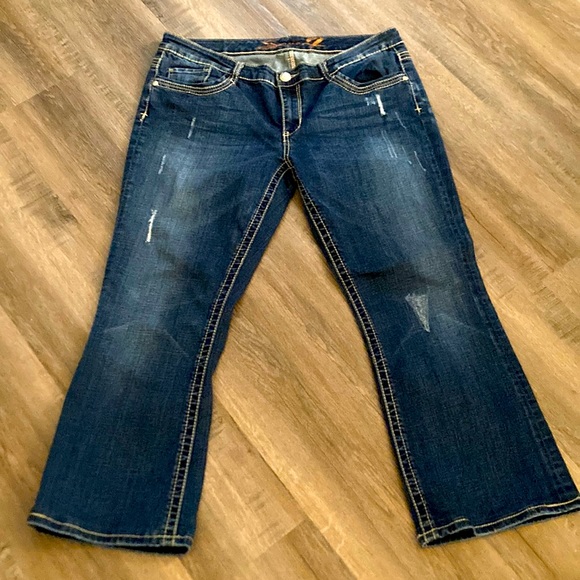 Seven7 Lightly Distressed Bootcut Jeans - Picture 1 of 7
